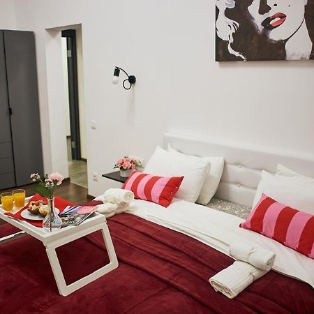 Rv Old City Apartment Velyka Vasylkivska 28,Self Check-In 24Х7 Kiev Buitenkant foto